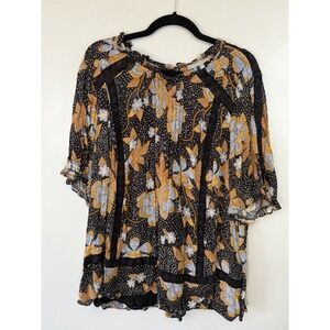 Daniel Rainn Plus Size Black Floral Top W Crocheted‎ Accents  Size 2X